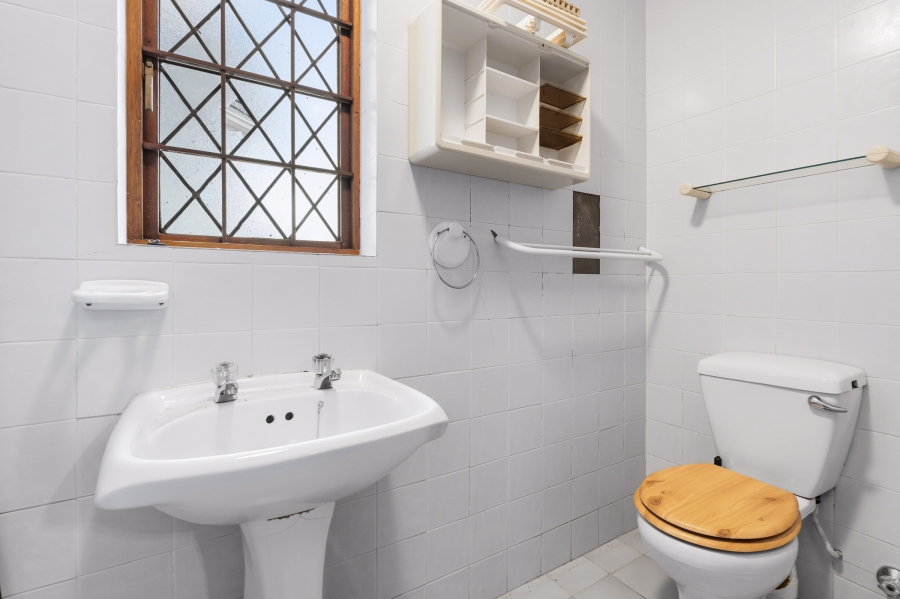 3 Bedroom Property for Sale in Pinelands Western Cape